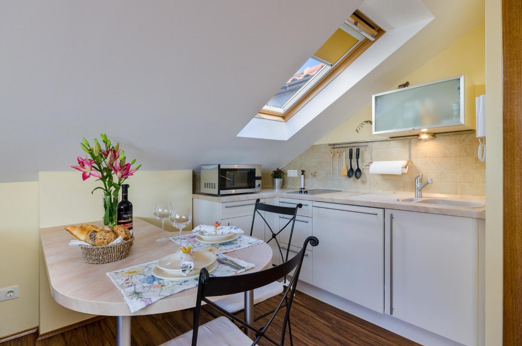 Villa Maslina Apartments Цриквениця Екстер'єр фото